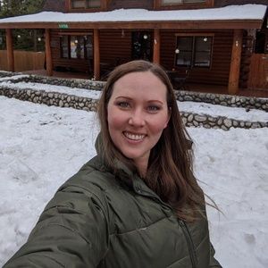 Meet your Posher, Stacie